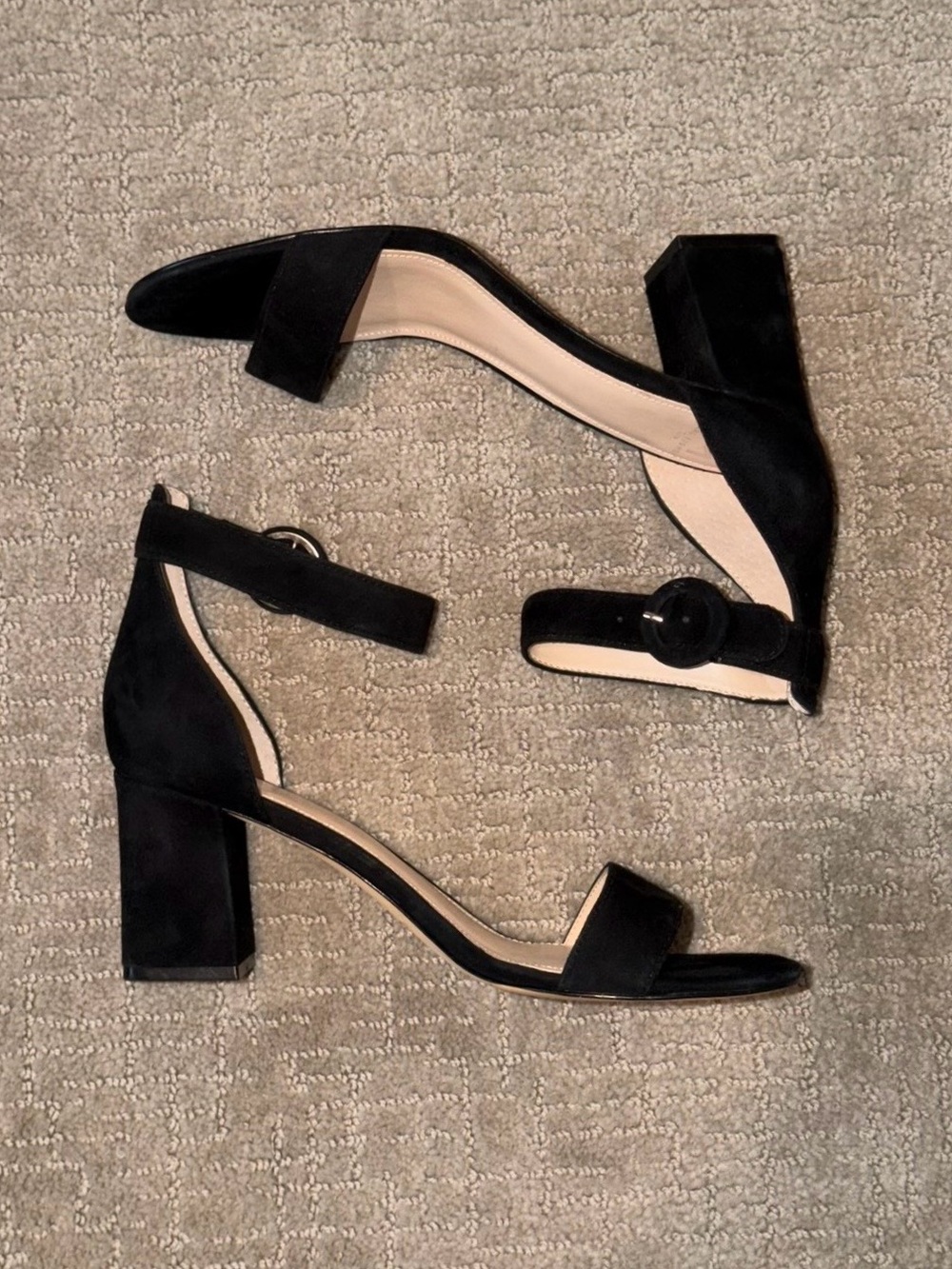 Marc Fisher Women’s 9M Black Suede Sandal with Heel